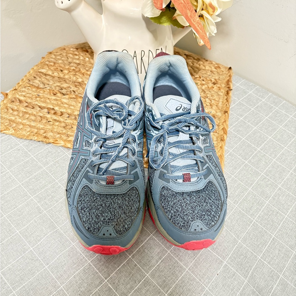 Asics Blue and Pink Sneakers with Athletic Design - Picture 5 of 6